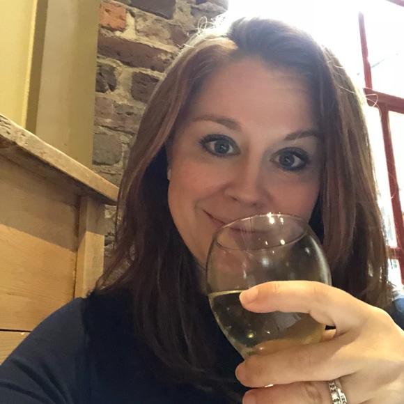 Meet your Posher, Libby - Picture 1 of 1